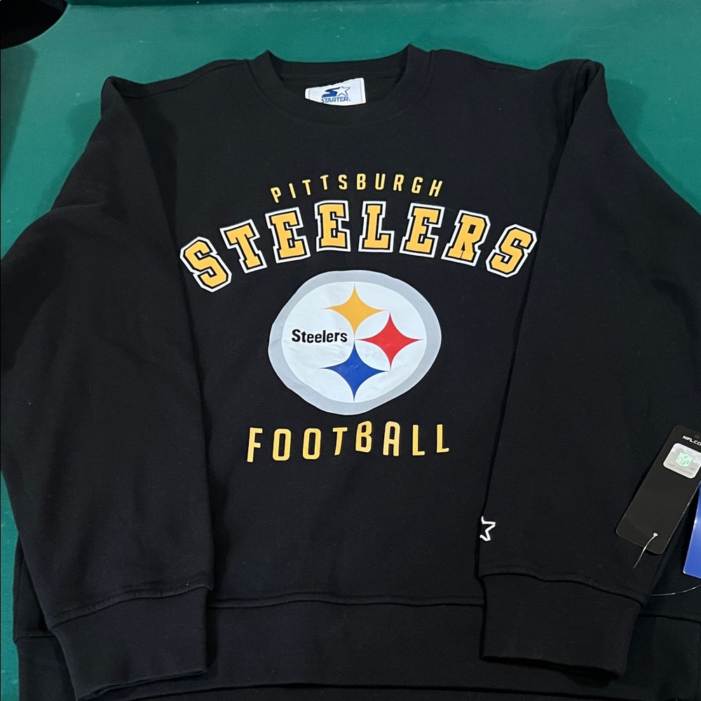 STARTER Pittsburgh Steelers Black Crewneck with Team Logo